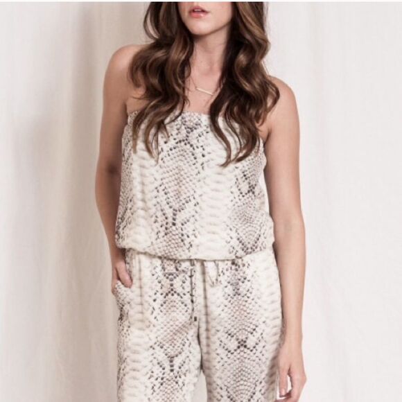 HAUTE HIPPIE Silk Snake Print Sleeveless Tube Pants Jumpsuit Brown Cream XS - Picture 4 of 11